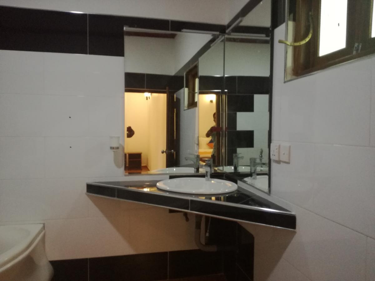 Mathews Holiday Resort Habarana Buitenkant foto