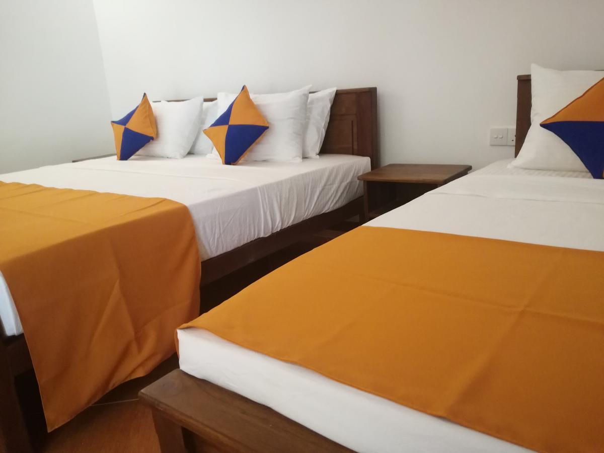 Mathews Holiday Resort Habarana Buitenkant foto
